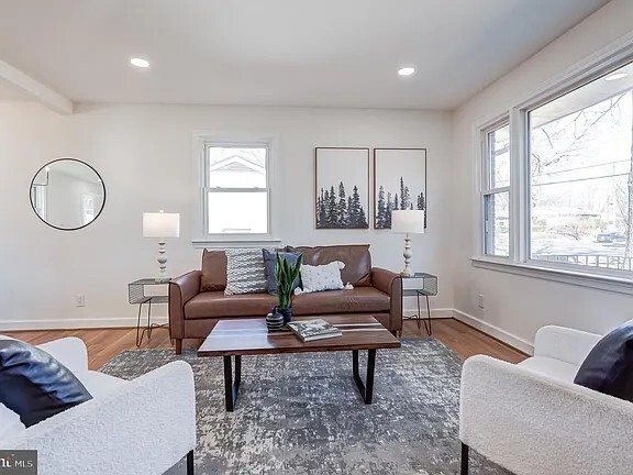 Building Photo - 302 Harris Rd