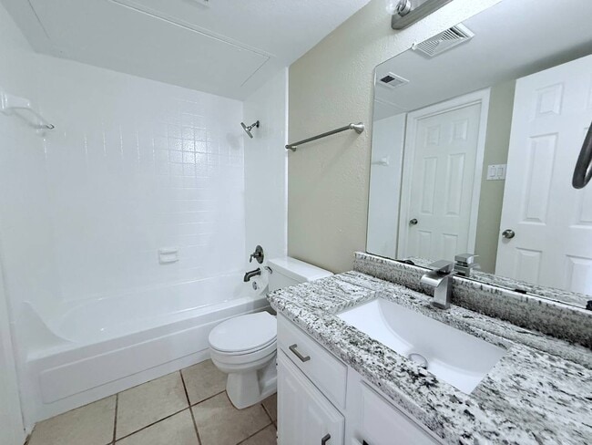 Building Photo - 777 Custer Rd