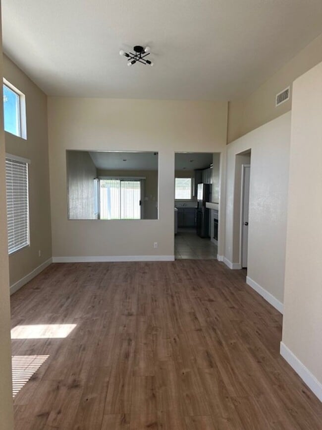 Building Photo - Single Story located in 89031