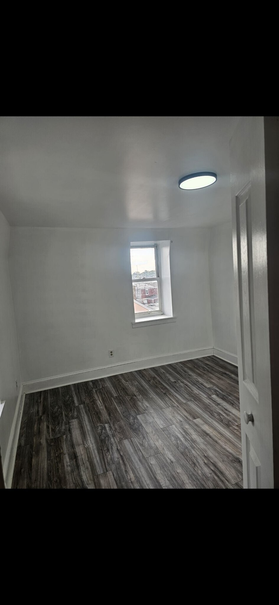 Building Photo - 1135 Oley St