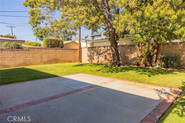 Building Photo - 820 Kornblum Ave.