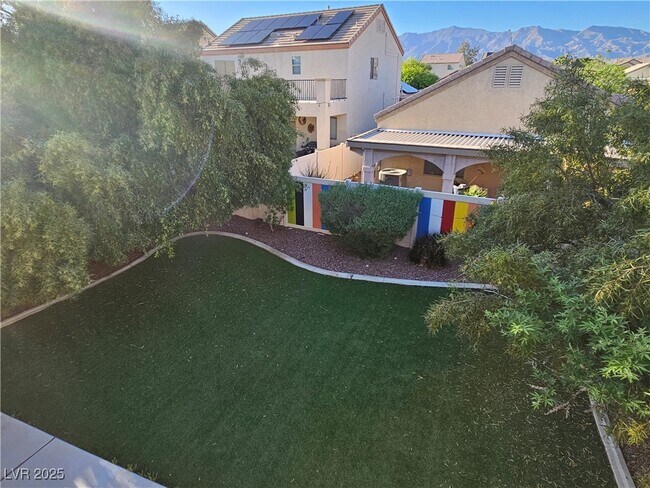 Building Photo - 616 W Blackbird Knoll Ct
