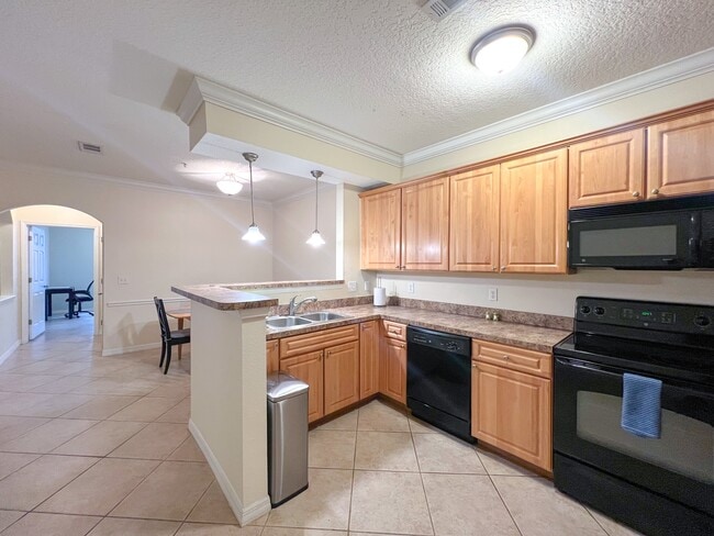 Building Photo - 1257 SW 9th Rd