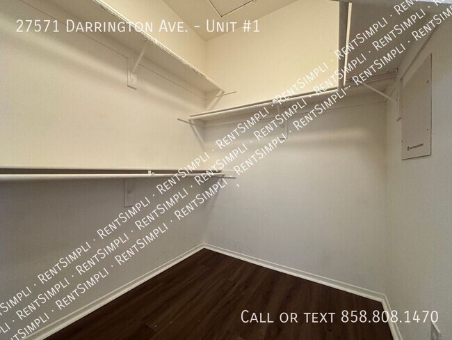Building Photo - 27571 Darrington Ave