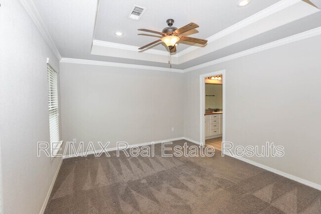 Building Photo - 4494 W Wales Dr