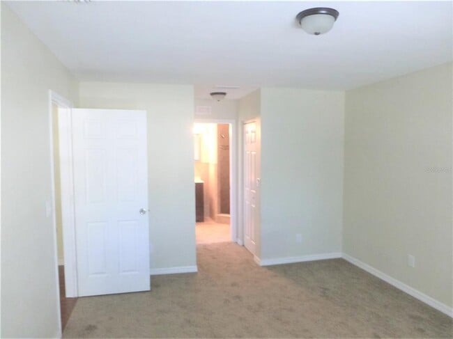 Building Photo - 2205 Morningside Dr