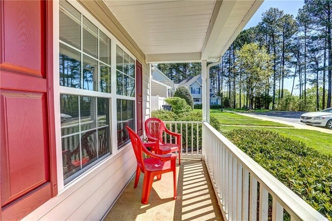 Building Photo - 4620 Twin Hickory Lake Dr