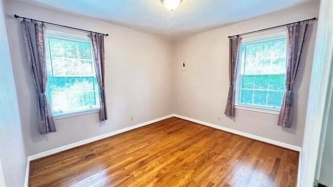 Building Photo - 4272 Springview Dr