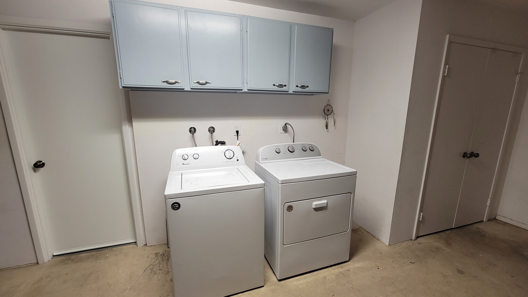 Building Photo - 7858 E Pecos Ln