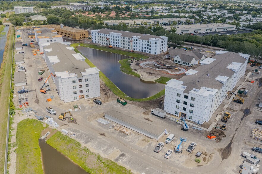 Aerial Photo - Hanover Gateway