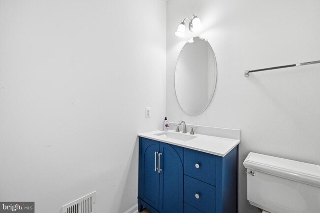 Building Photo - 24267 Purple Finch Dr