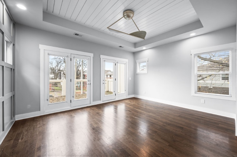 Building Photo - 1833 16th Ave N