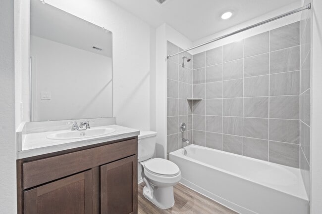 Building Photo - 16830 Paintbrush Holw Ln