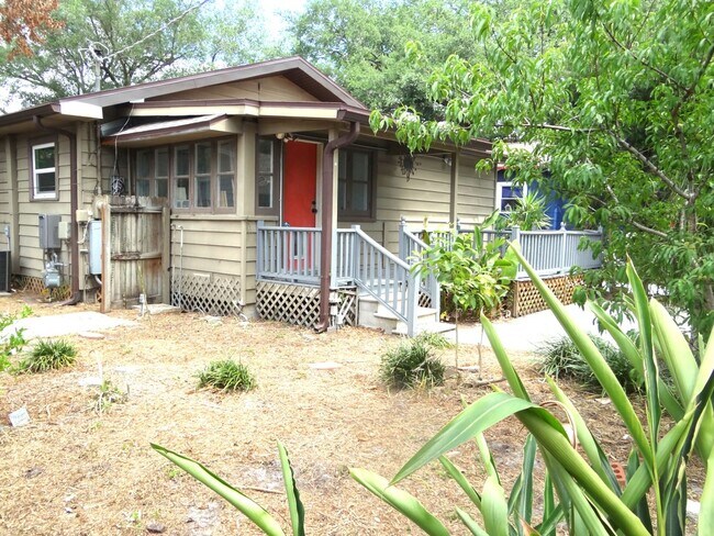 Building Photo - Heights updated bungalow - price reduced!