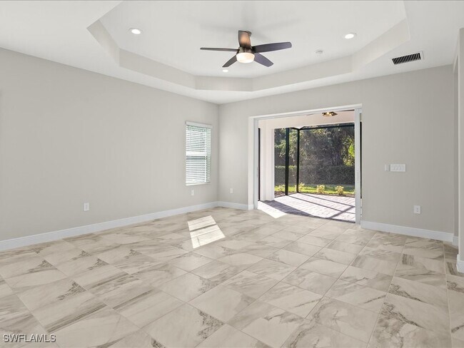 Building Photo - 2385 Ariane Dr