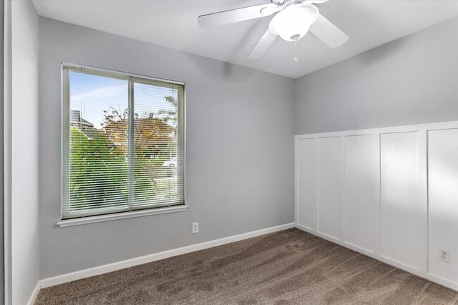 Building Photo - San Jose 4 Bedroom with Solar Power & Central A/C