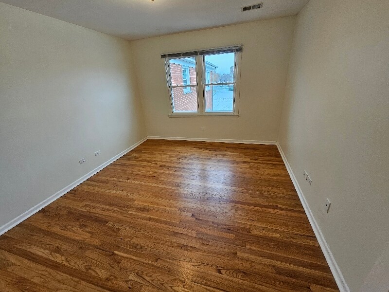 Building Photo - 229 Johnson St