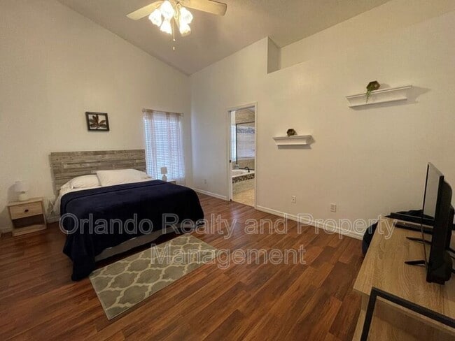 Building Photo - 5721 Rywood Dr