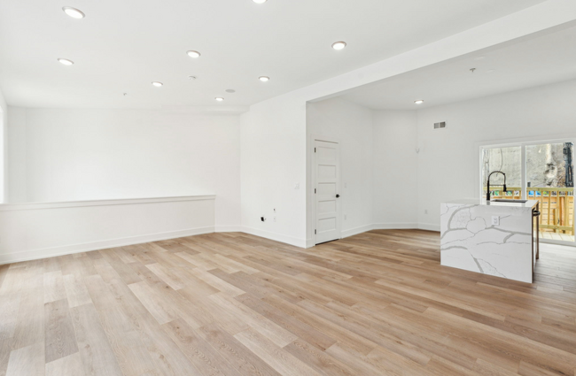 Building Photo - Brand New Apartments in Fishtown