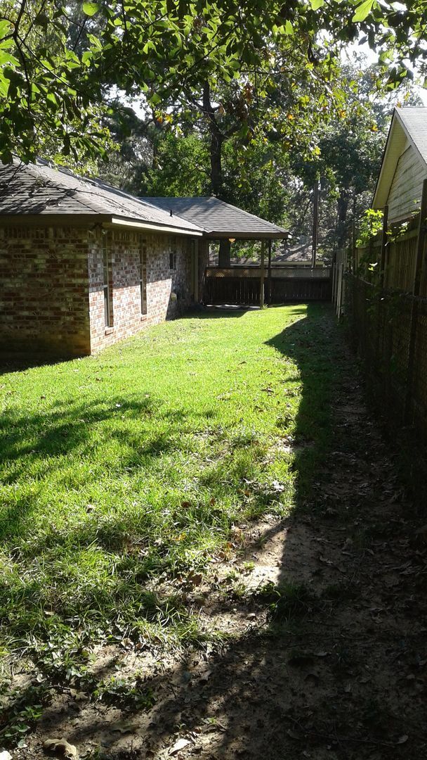 Building Photo - NICE BRICK HOME IN SOUTHERN HILLS PARK