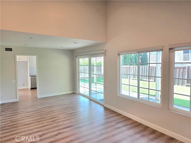 Building Photo - 11 Charleston