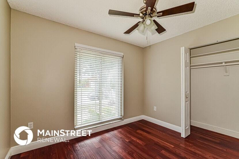 Building Photo - 6212 Chinaberry Dr