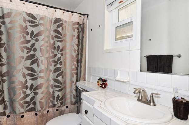 Building Photo - 111 19th St