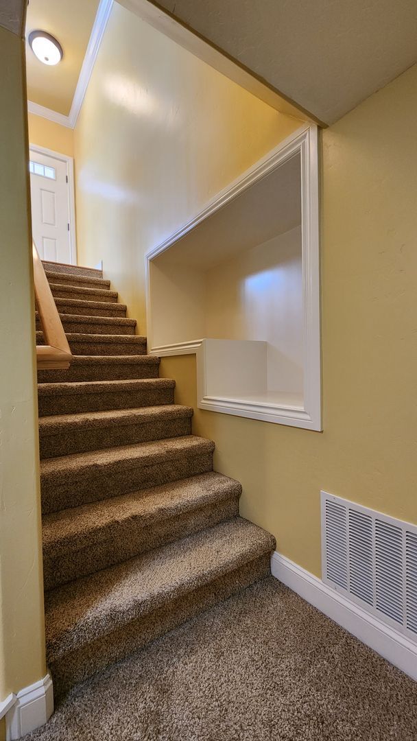 Building Photo - Elegant Stephens Pointe Condominiums