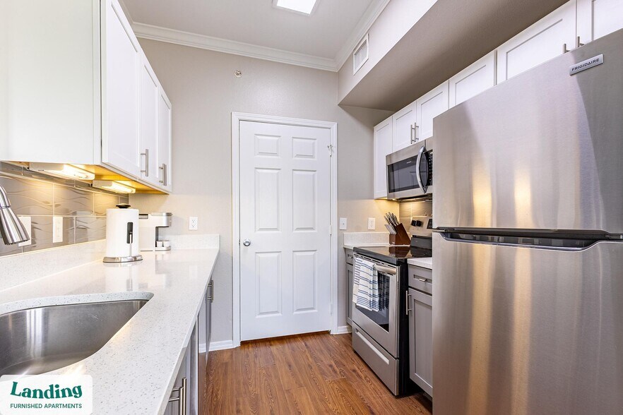 Building Photo - 1799 FM 528 Rd