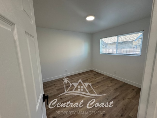 Building Photo - 0 E Grant St