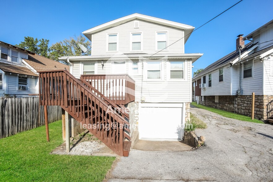Building Photo - 6620 Wabash Ave