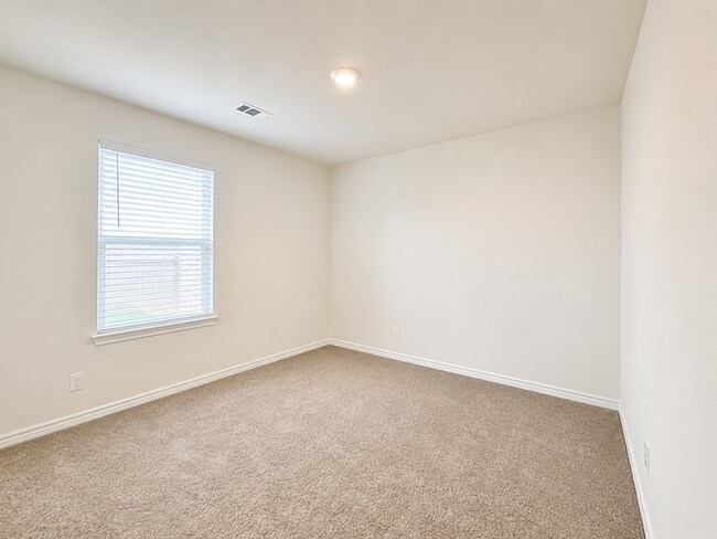 Building Photo - AVAILABLE NOW; APPLY AT OUR WEBSITE TODAY!!