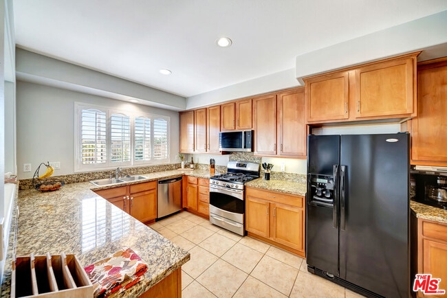 Building Photo - 23902 Brescia Dr