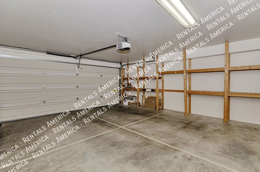 Building Photo - 2974 N Cardell Cir