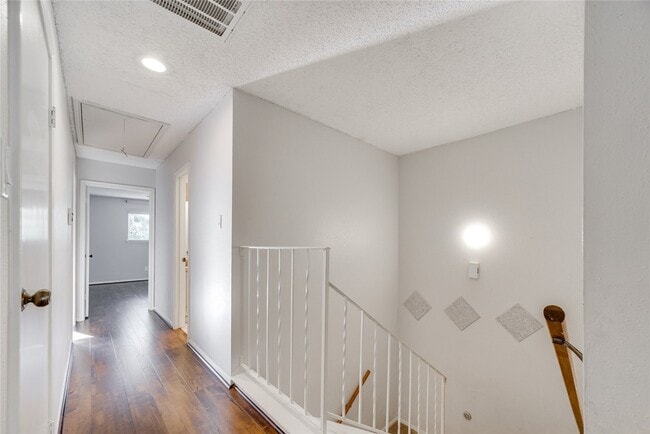 Building Photo - 14228 Misty Meadow Ln