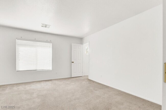 Building Photo - 6536 Casamar St