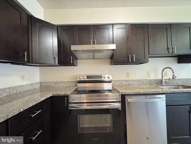 Building Photo - 9557 Hagel Cir