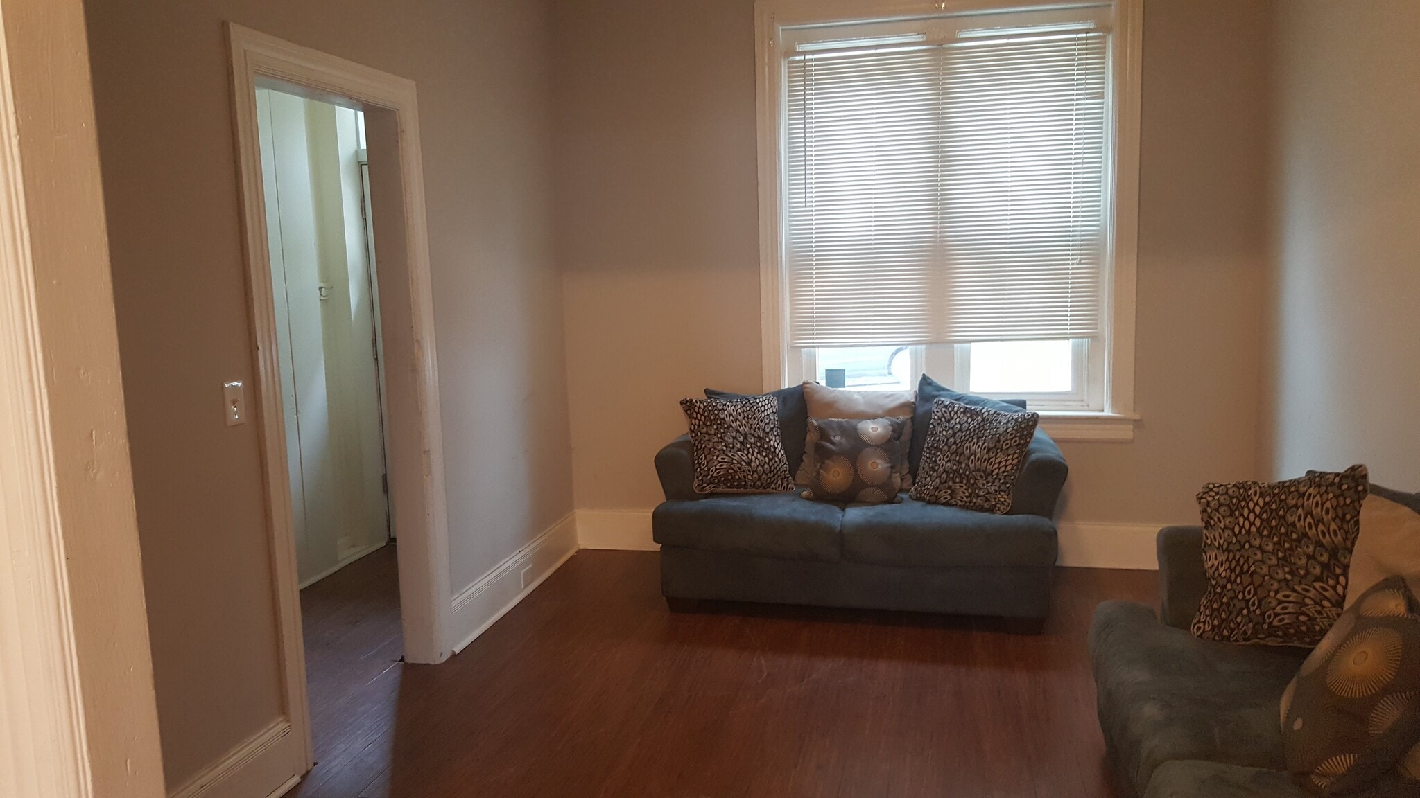 Living room - 125 s 8th st