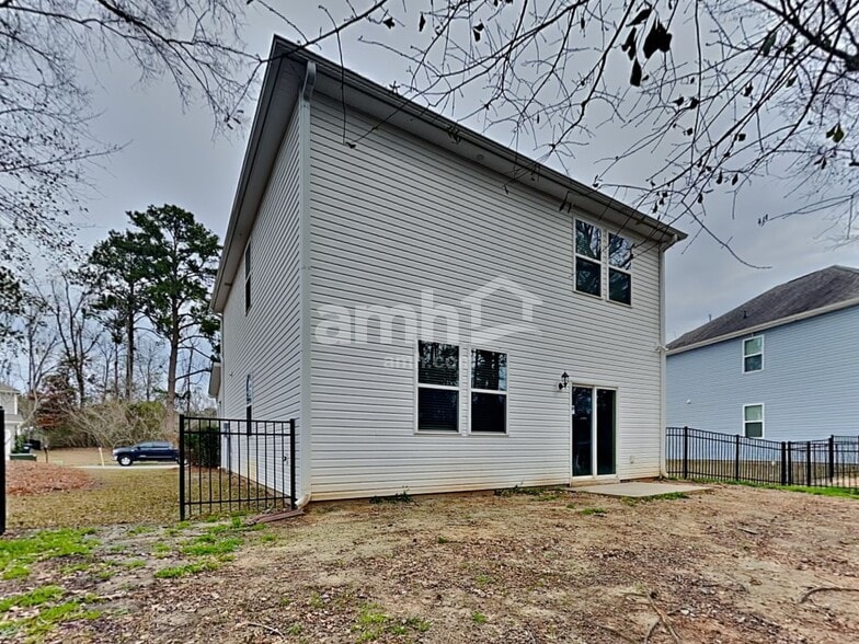 Building Photo - 137 Sweet Gum Dr