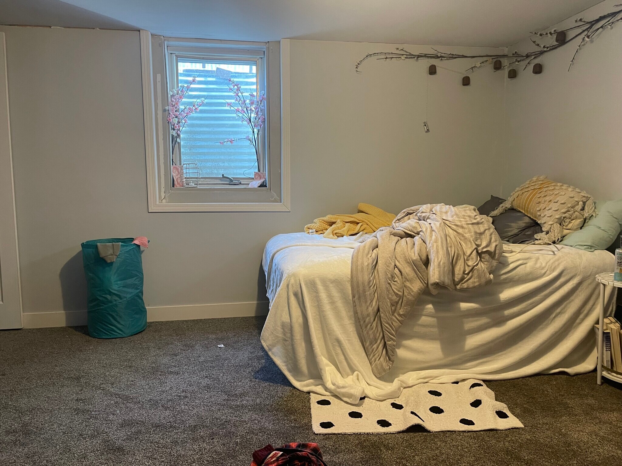 Bed 5 - 1228 Highland Ave