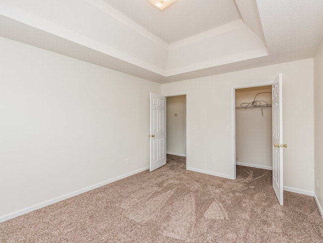 Building Photo - 1008 Spaniel Terrace