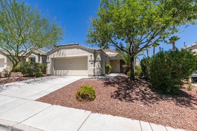 Building Photo - Beautiful Single-Story 3 Bedroom Home in Summerlin South