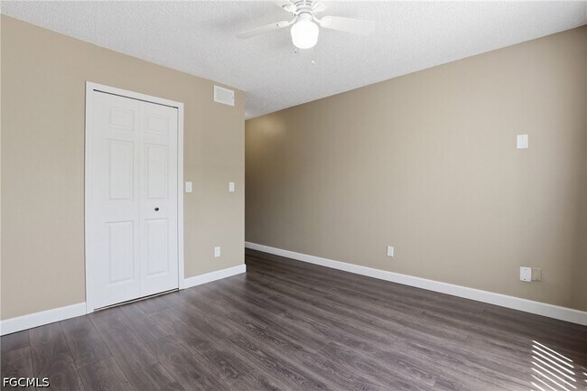 Building Photo - 13605 Eagle Ridge Dr