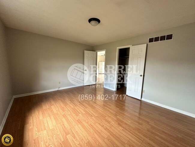 Building Photo - 522 Denmark Dr