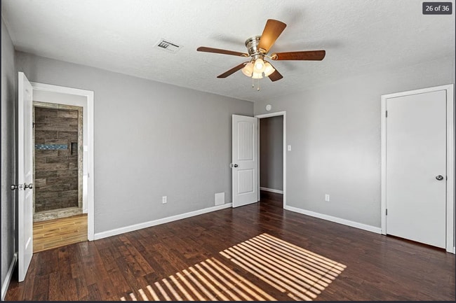 Building Photo - 4646 SE Caber Cir