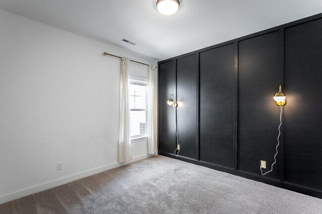Building Photo - 7534 Tailgate Lp