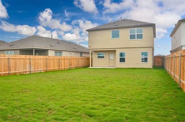 Building Photo - 136 Canley Lp