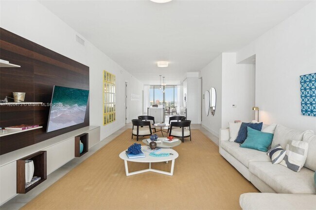 Building Photo - 16901 Collins Ave