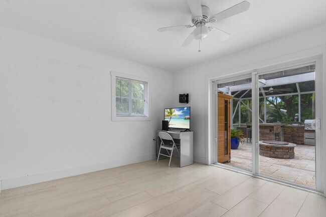 Building Photo - 5516 Colbright Rd