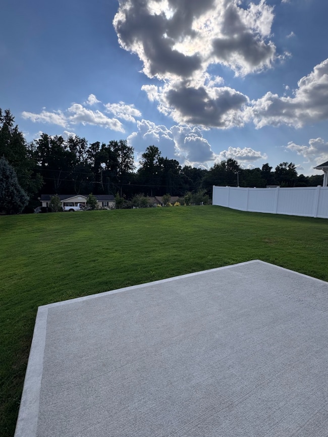 Building Photo - 204 Delamere Dr